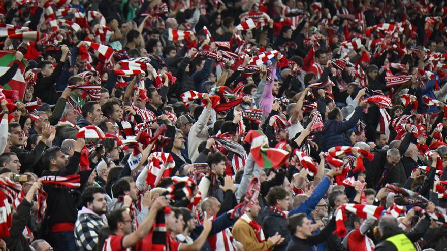 ¿Has estado en San Mamés viendo el Athletic-Atlético? Búscate en nuestra galería