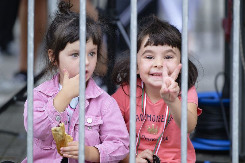 Castellers, gigantes y carrera popular en las Agorreko Santikutzak de Legazpi