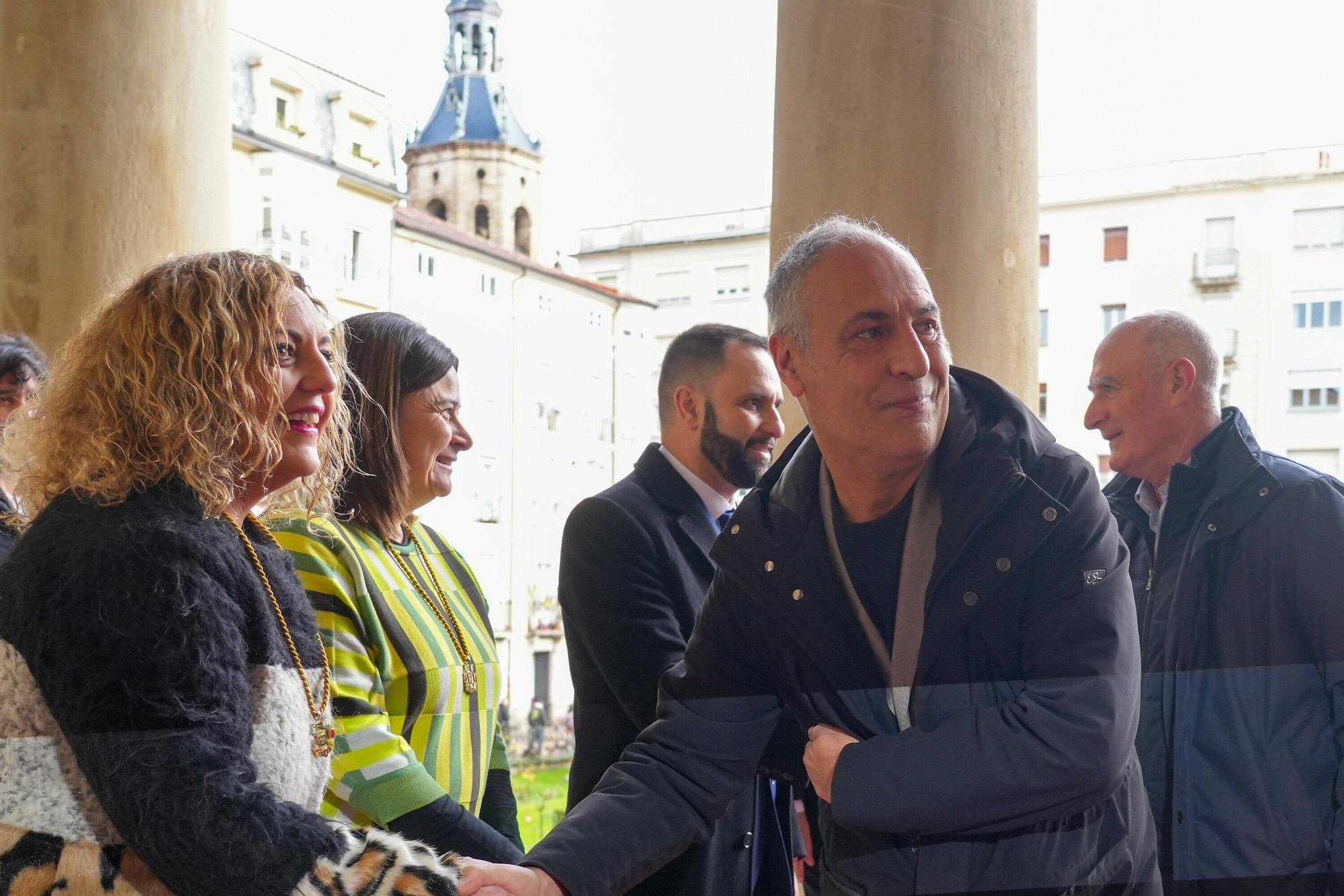 En imágenes: Pleno Tradicional de noviembre de Juntas Generales