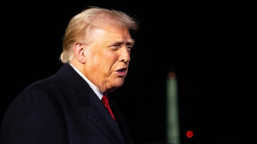 Trump mantiene una conversación "muy productiva" con Putin antes de ver a Zelenski