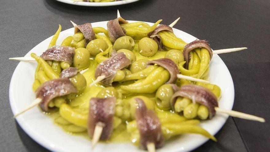 La gilda, de los bares de Donostia a icono estético: &quot;He tatuado bastantes gildas&quot;