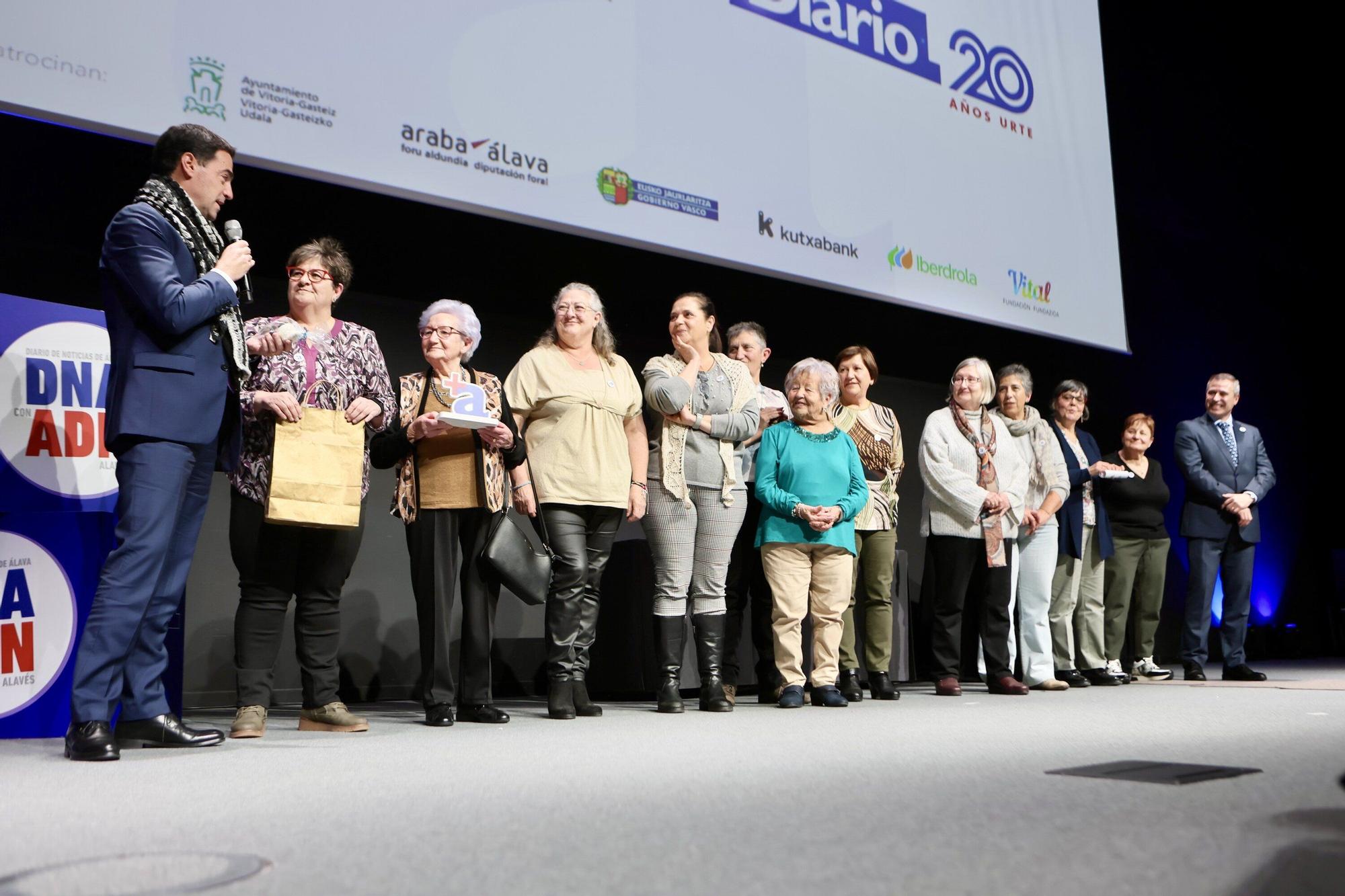En imágenes: Así ha sido la entrega de los Premios +Álava Sariak