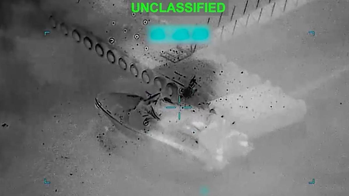 EE.UU. destruyó 16 buques iraníes que instalaban minas en el estrecho de Ormuz.