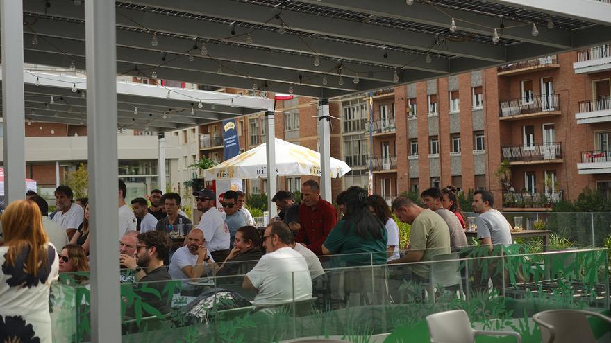 En imágenes: La azotea de Abastos acoge el el Miniature Pintxos Congress