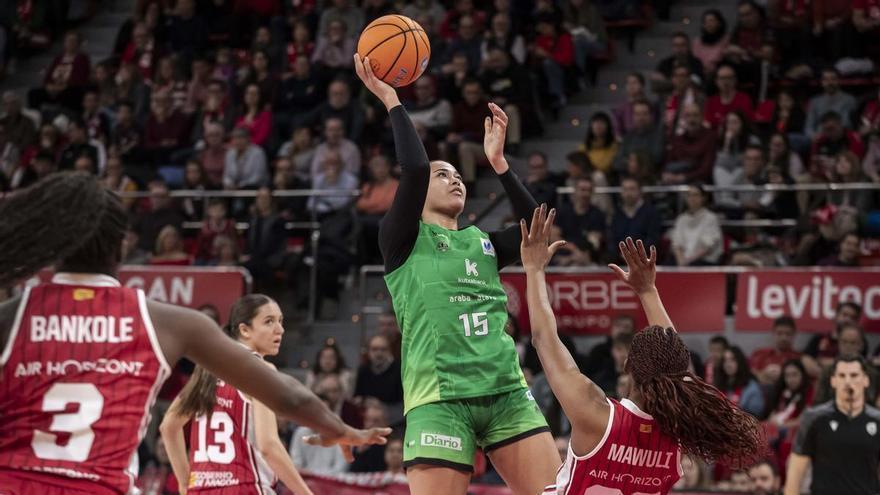 El Araski tutea al Zaragoza, pero se apaga en el epílogo