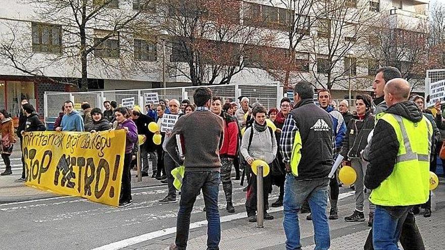 Concentración contra las obras del metro