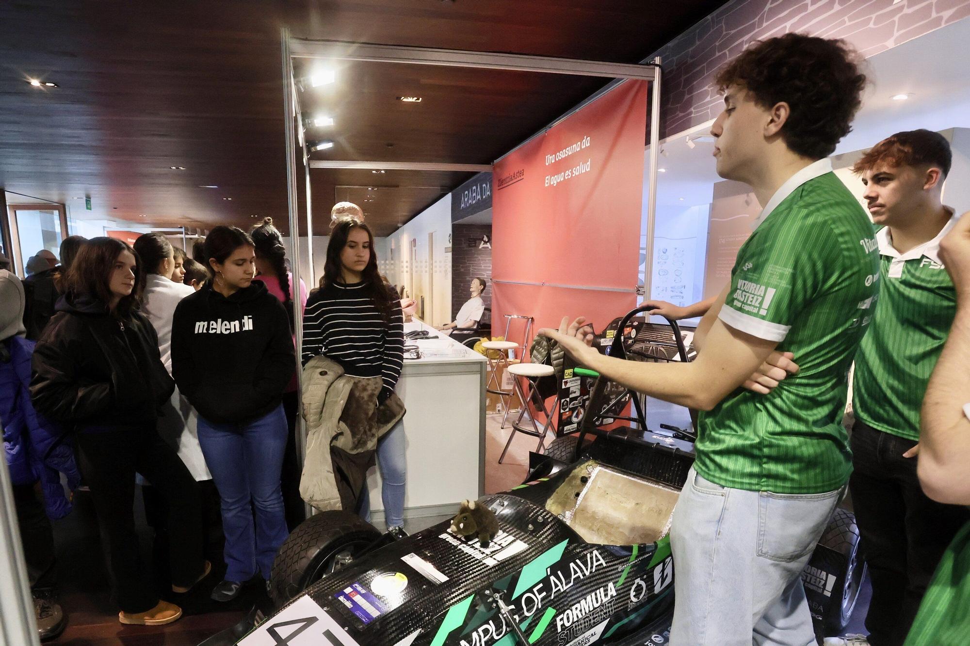 En imágenes: El Museo Bibat abre sus puertas a la ciencia