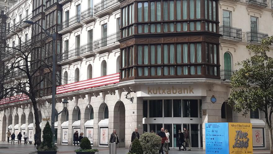 Kutxabank logra en 2025 un resultado récord: 641,3 millones