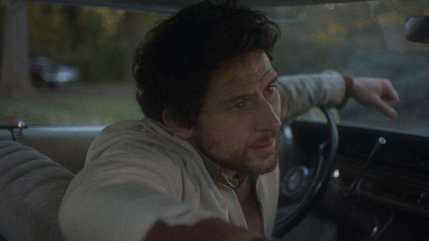 Crítica de &#039;The Mastermind&#039;: El fugitivo del sueño americano