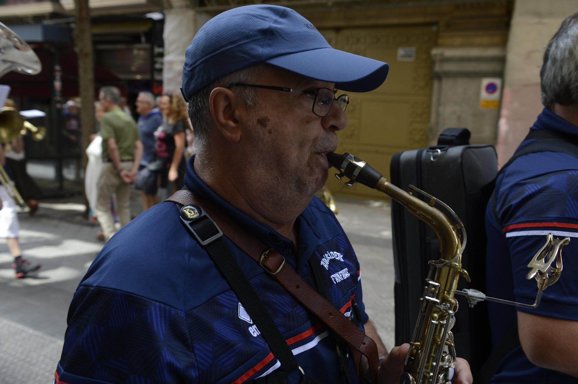 En imágenes: Fanfarria, potes y... mucha diversión en Aste Nagusia