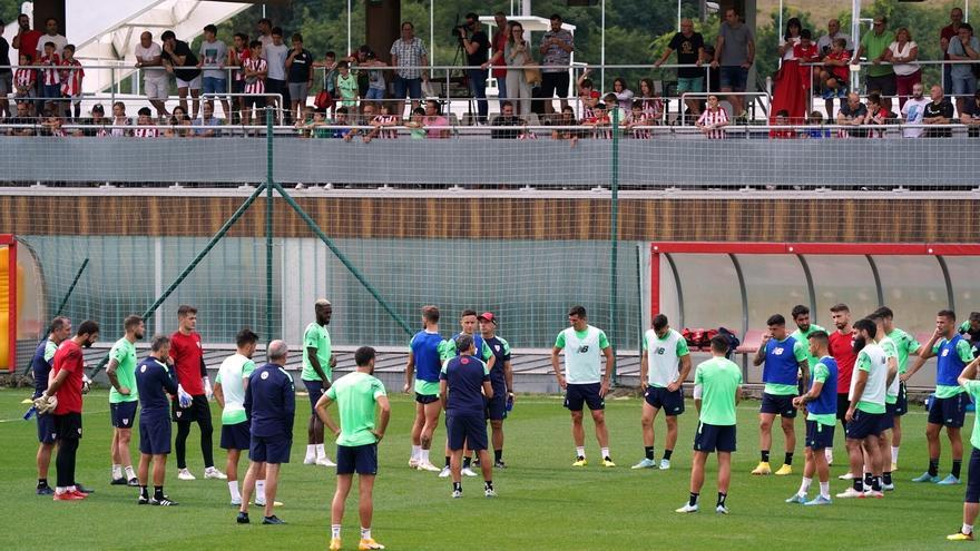 El Athletic se bunkeriza, un mes sin entrenamientos a puerta abierta