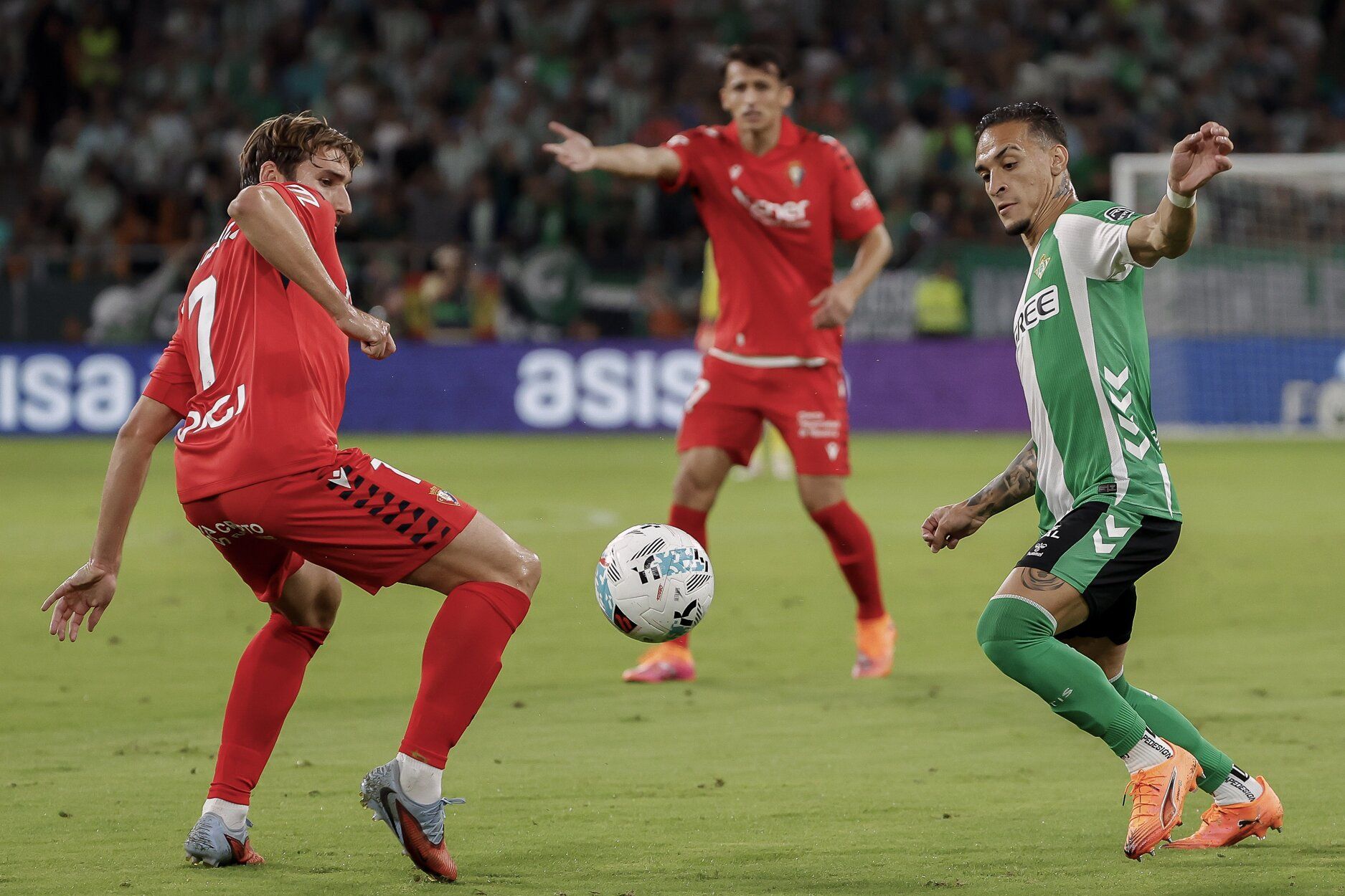 Fotos del partido entre Betis y Osasuna