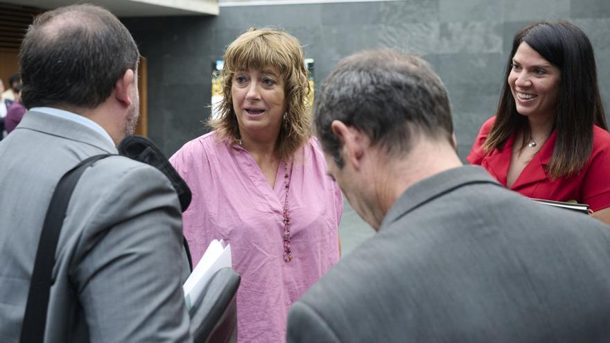 La consejera Ollo responde al PP: &quot;¿Saben el dolor que provocan cuando banalizan sobre cavar fosas?&quot;