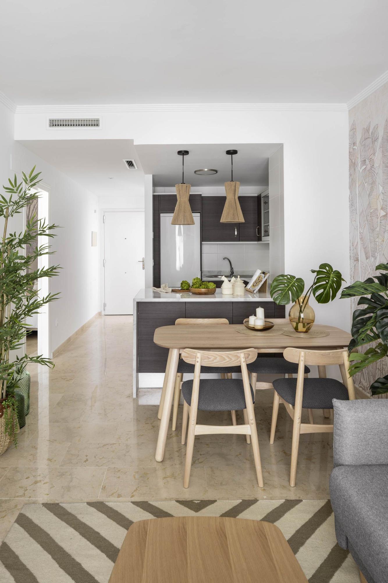 En imágenes: Cómo reformar un apartamento de tan solo 50 m2 para que sea funcional y atractivo