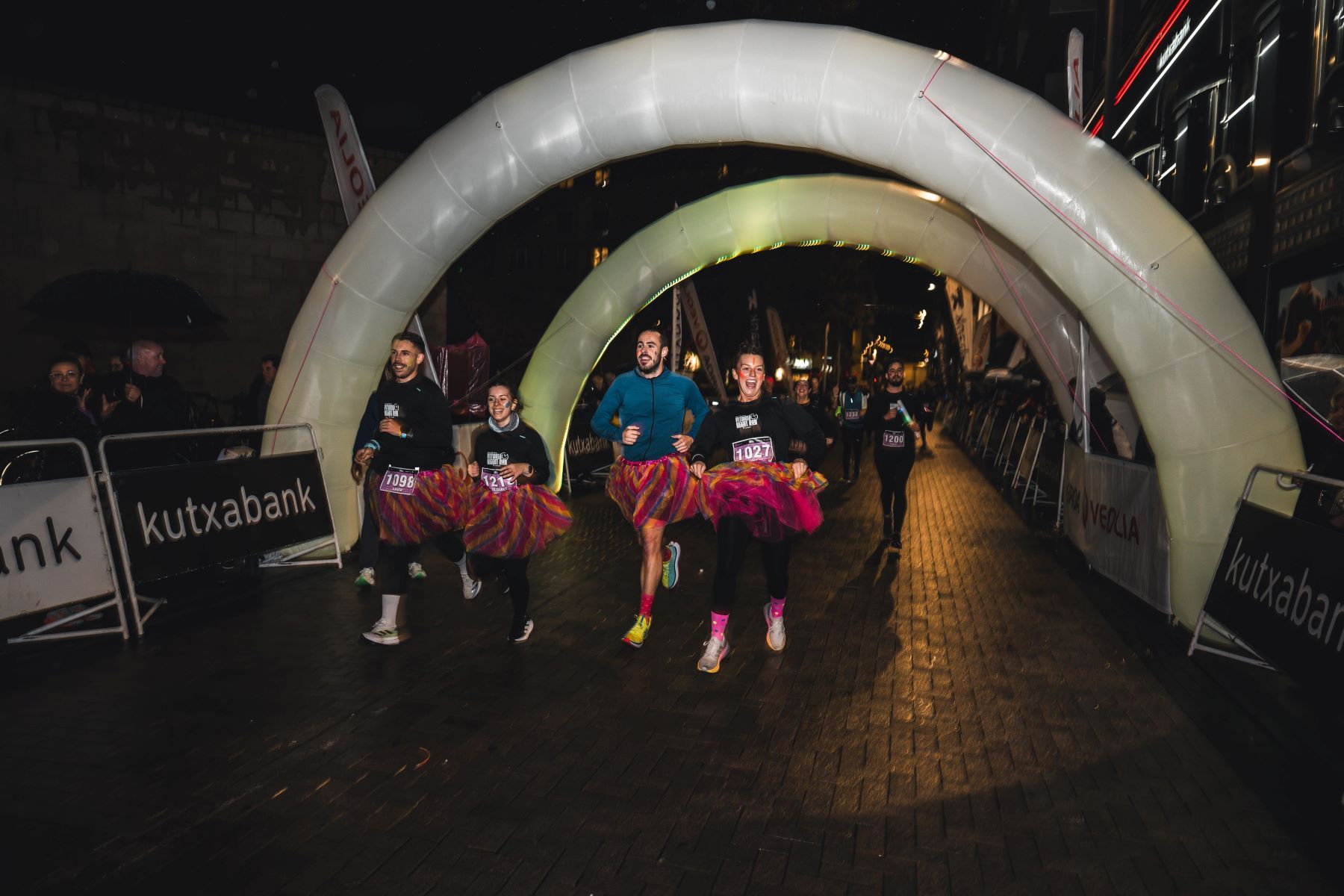 Las mejores imáganes de la Giroa Veolia Vitoria Night Run