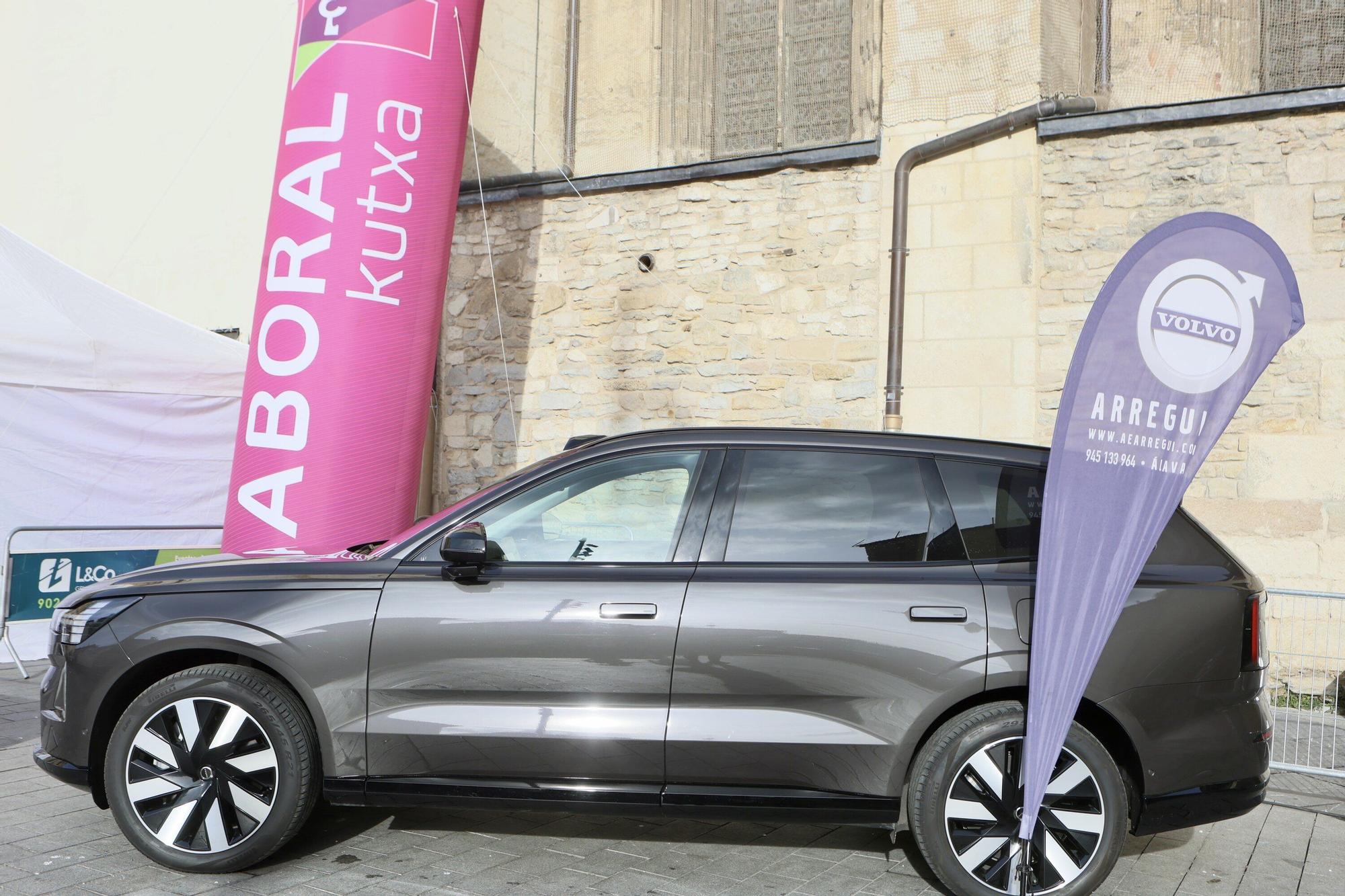 En imágenes: Buen tiempo y buen ambiente en la Conquista de la Almendra (¡Búscate en las fotos!)