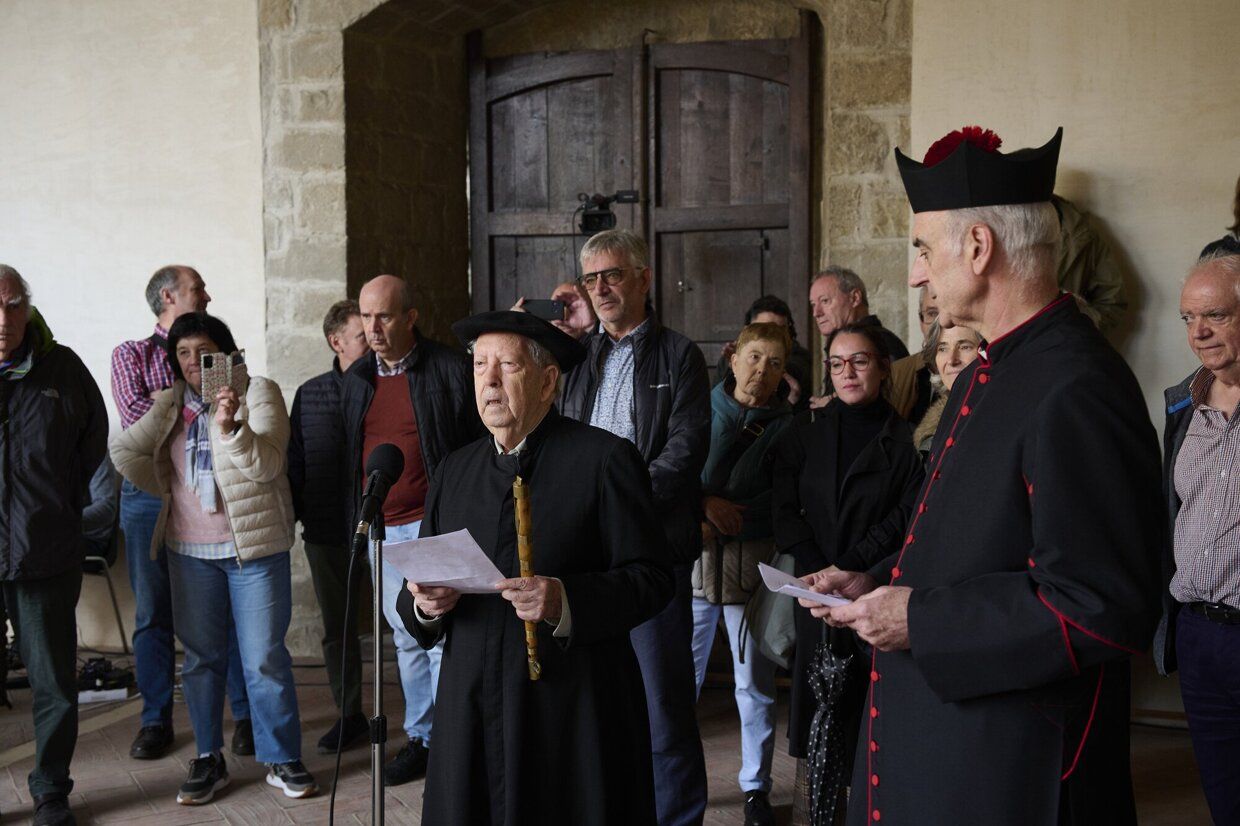 Partido de paxaka en la catedra de Pamplona