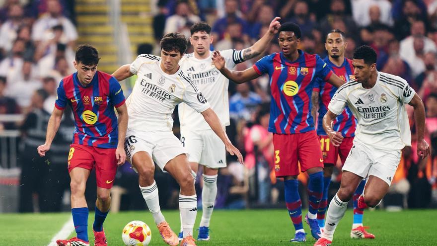 El FC Barcelona busca cantar el alirón frente a su máximo rival