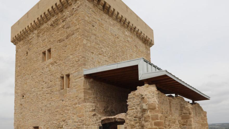 Acaban las mejoras en el entorno de la Torre de Velasco