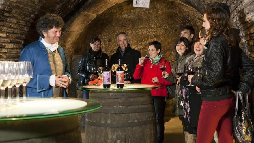 Descubre esta bodega alavesa de fábula soterrada a siete metros de profundidad