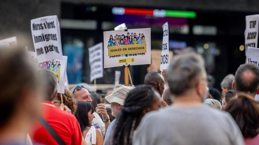 Los delitos de odio descendieron un 13,8% en 2024 en el Estado: casi la mitad de ellos fueron por racismo o xenofobia