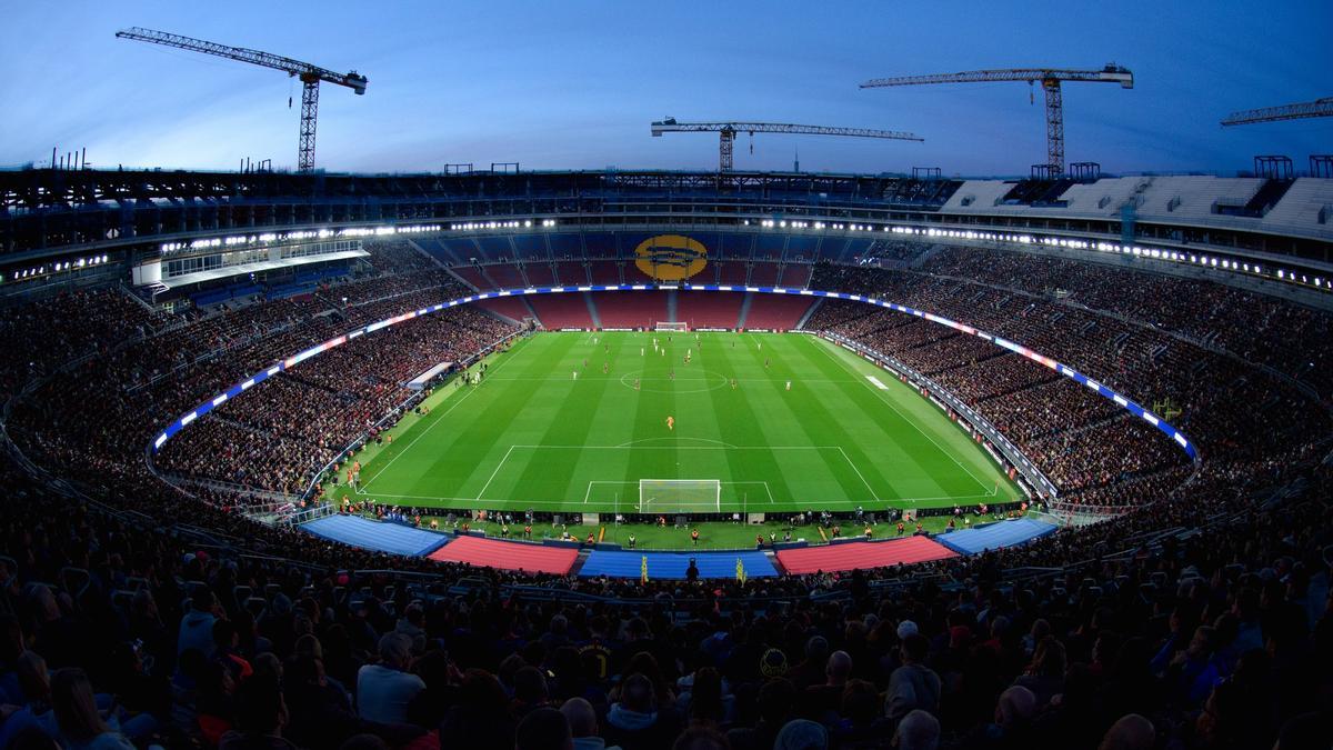 Vista del nuevo Camp Nou en obras. La afición rojilla se situará en la segunda gradería en una esquina del fondo norte.