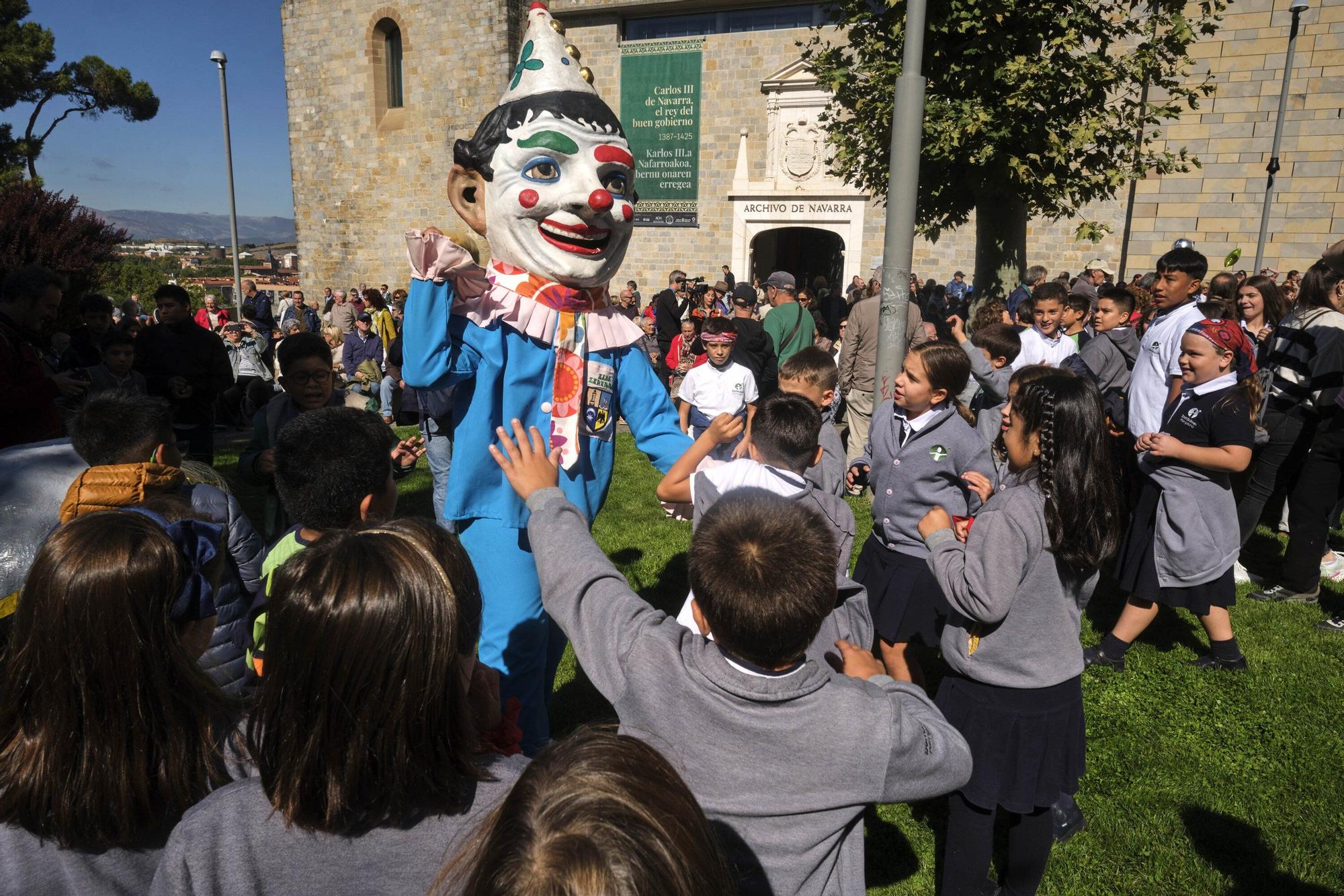 Fotos del chupinazo de San Fermín Txikito 2025
