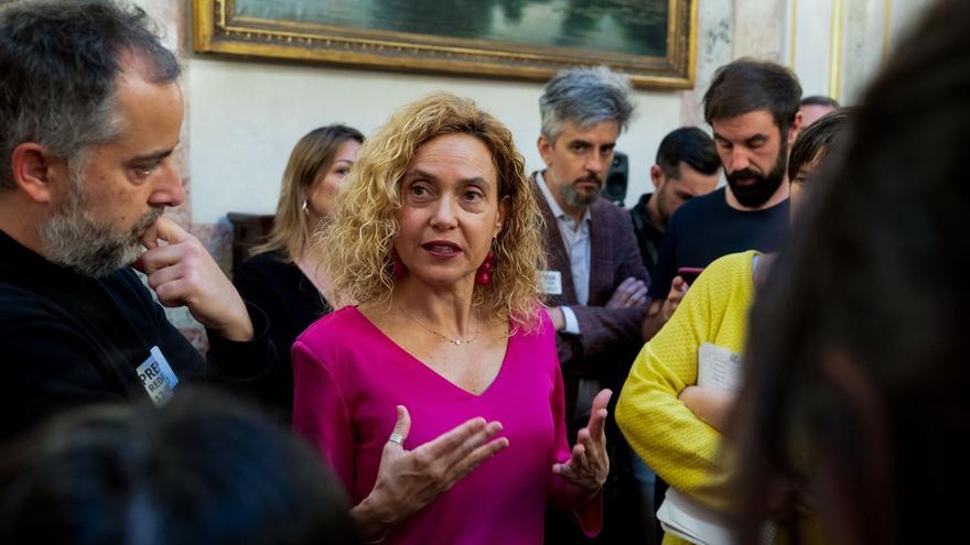 Una moción de censura de dos días y con facilidades para Tamames