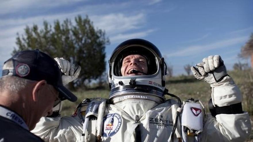 Muere en un accidente de parapente el austríaco Félix Baumgartner