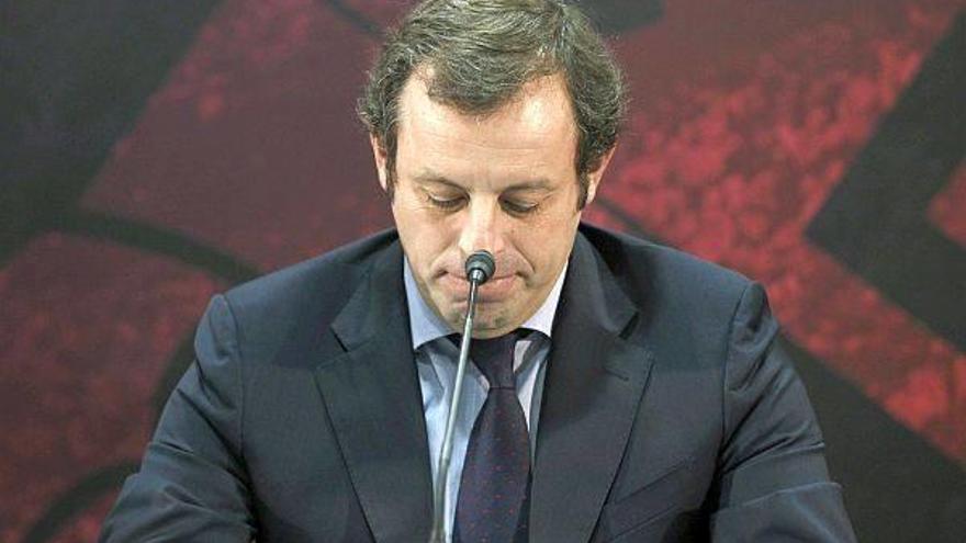 Rosell ratifica a Vilanova en su puesto hasta que vuelva &quot;sea cuando sea&quot;