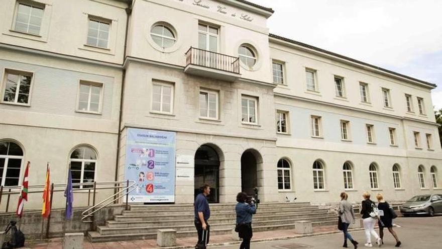 Osakidetza revisa todos los exámenes de su OPE