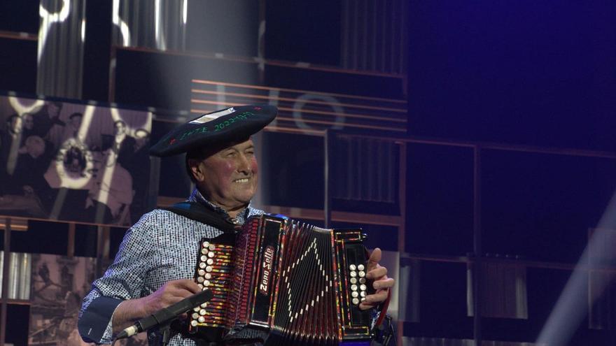 Fallece a los 81 años el trikitilari Tomas Soraluze 'Epelde', del dúo Epelde eta Larrañaga