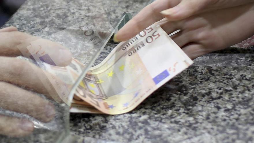 Los pagos en efectivo quedarán limitados a 1.000 euros