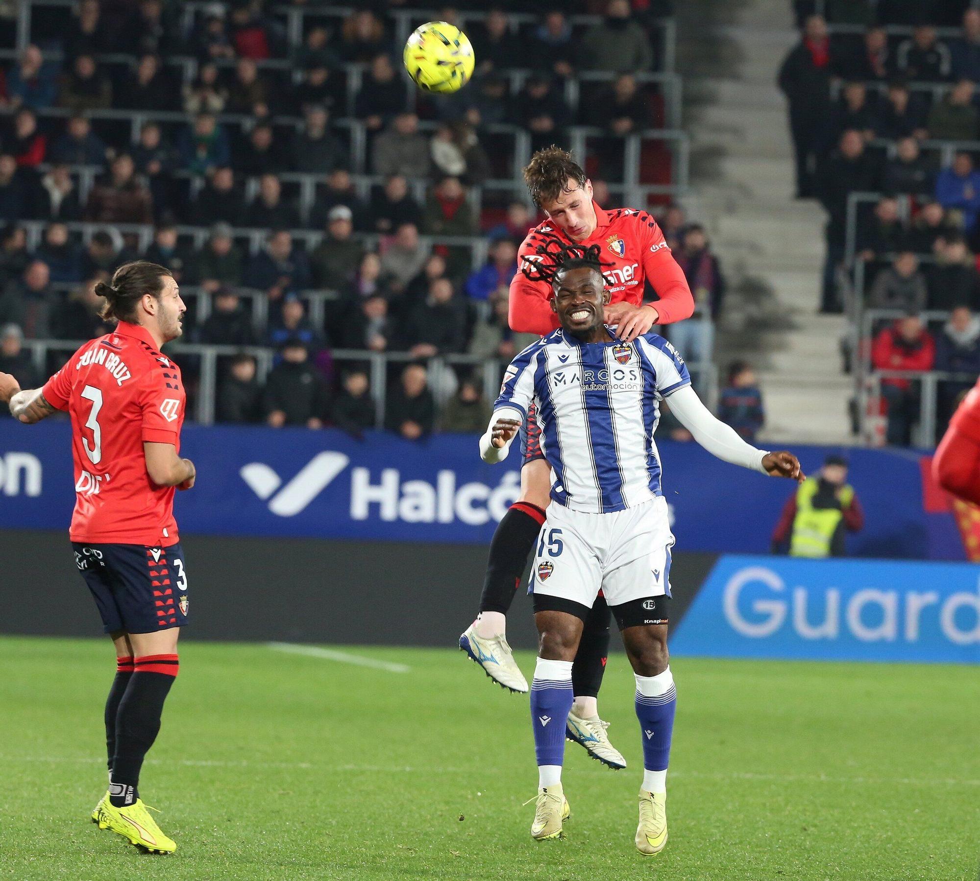 Fotos del partido Osasuna-Levante