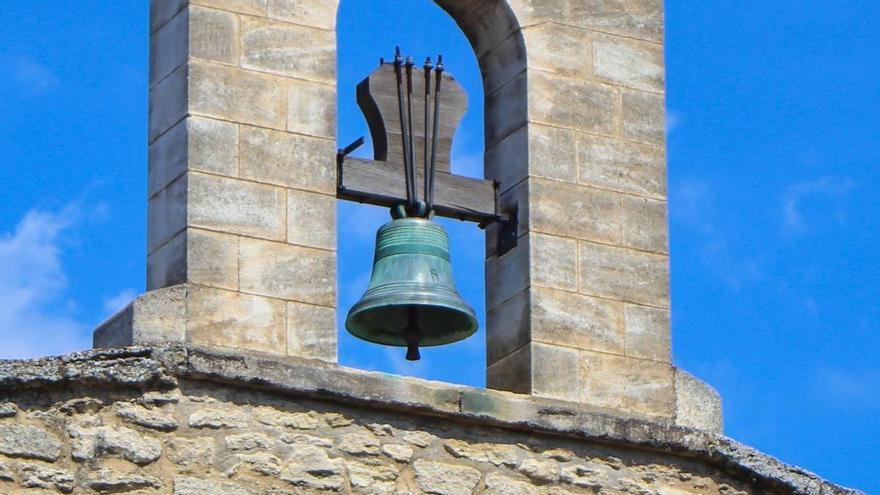 Tres vizcainos detenidos por robar dos campanas valoradas en 300.000 euros en Cantabria