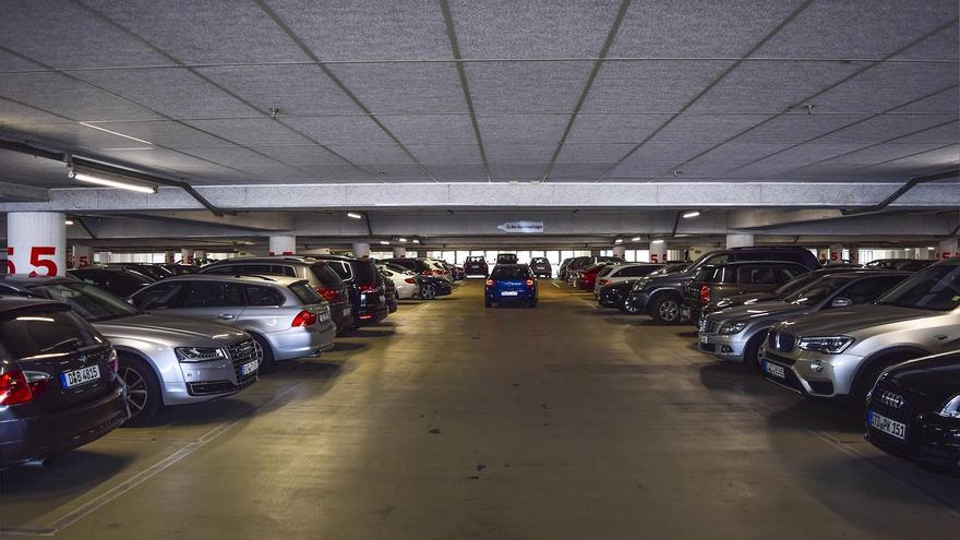 Un vasco, despedido por trabajar para otra empresa durante su baja, cobrará 15.000 euros por daños