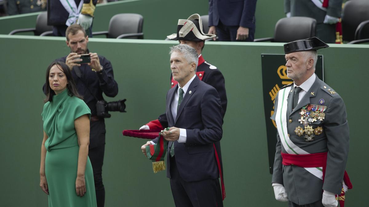 La directora general de la Guardia Civil, Mercedes González, y el ministro del Interior, Fernando Grande-Marlaska.