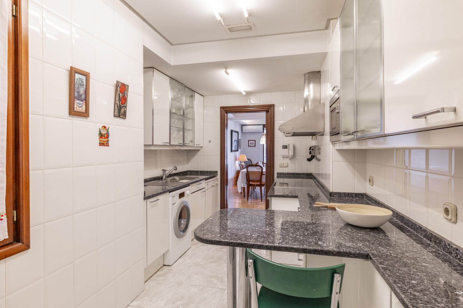 Vivir en el corazón de San Sebastián: espacio, luz y carácter en el Gros más exclusivo