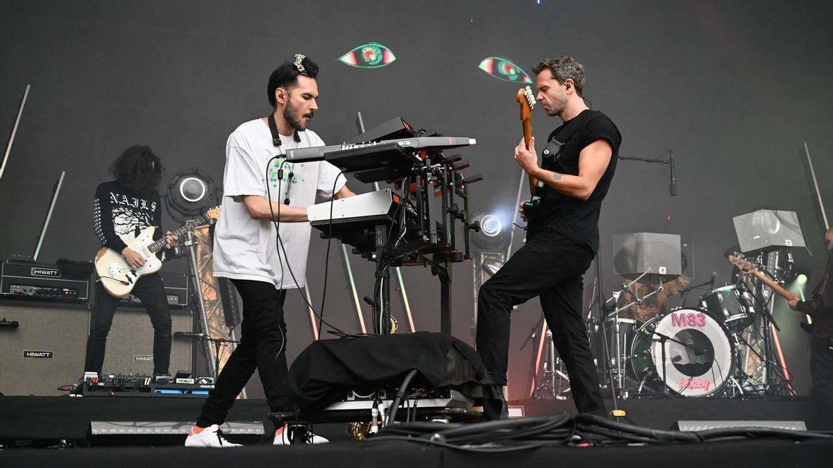 La tormenta aguó la fiesta de los franceses M83.