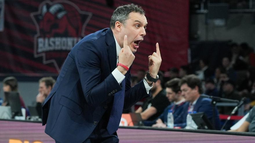 Galbiati: "No quiero hablar de los árbitros porque soy un rookie"