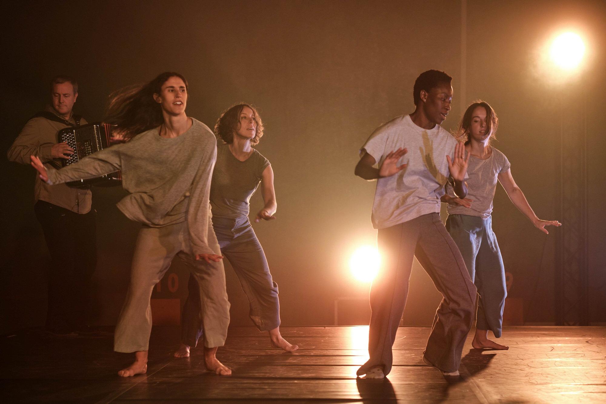 Fotos del espectáculo Ezberdin berdinak