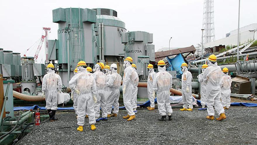 Detectan niveles de radiación en la central de Fukushima que acabarían con la vida de una persona en 4 horas