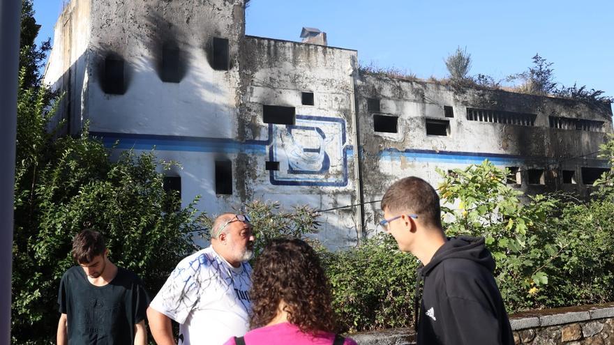 Siete heridos por inhalación de humo en el incendio de un pabellón okupado en Sestao