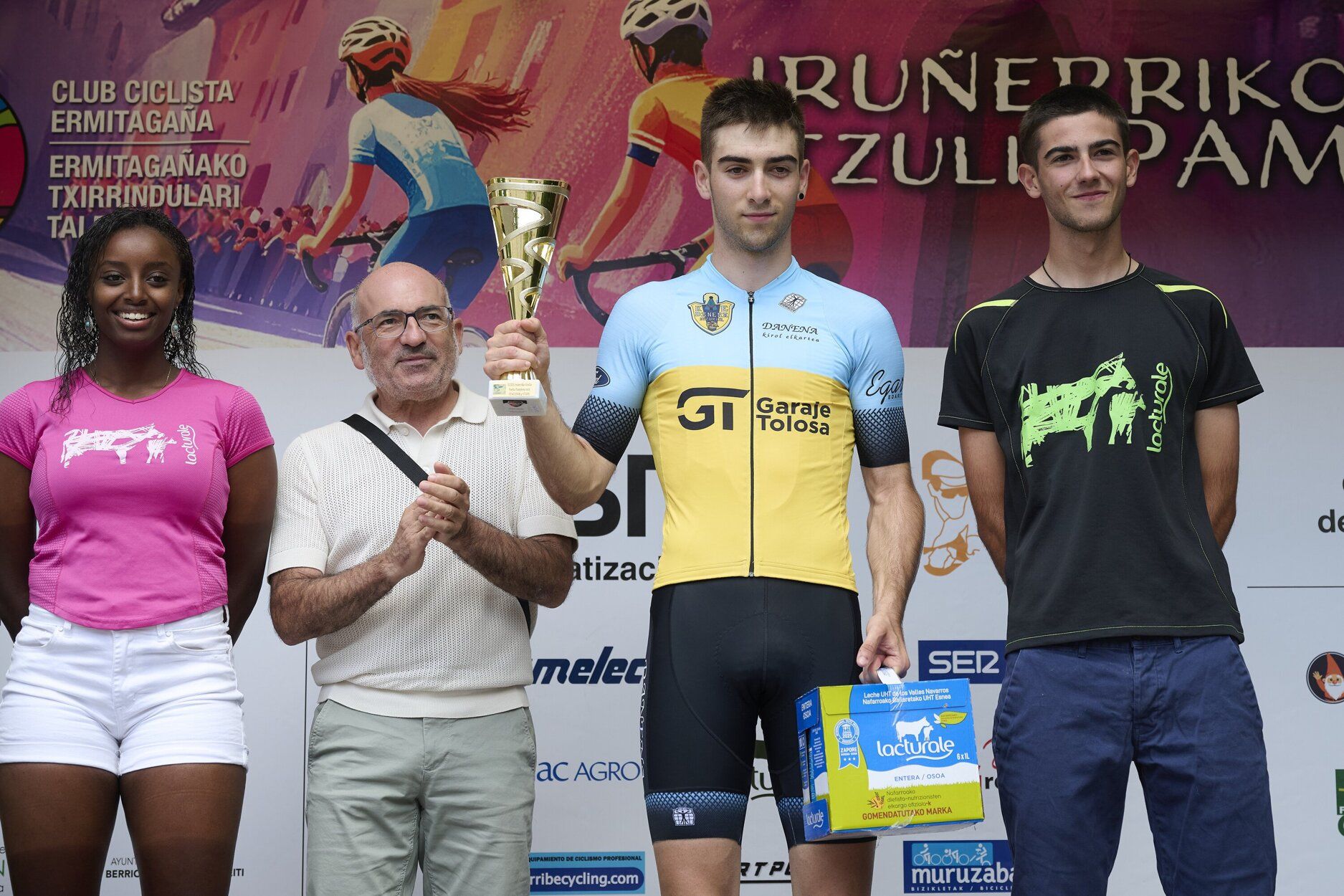 Fotos del final de la Vuelta a Pamplona