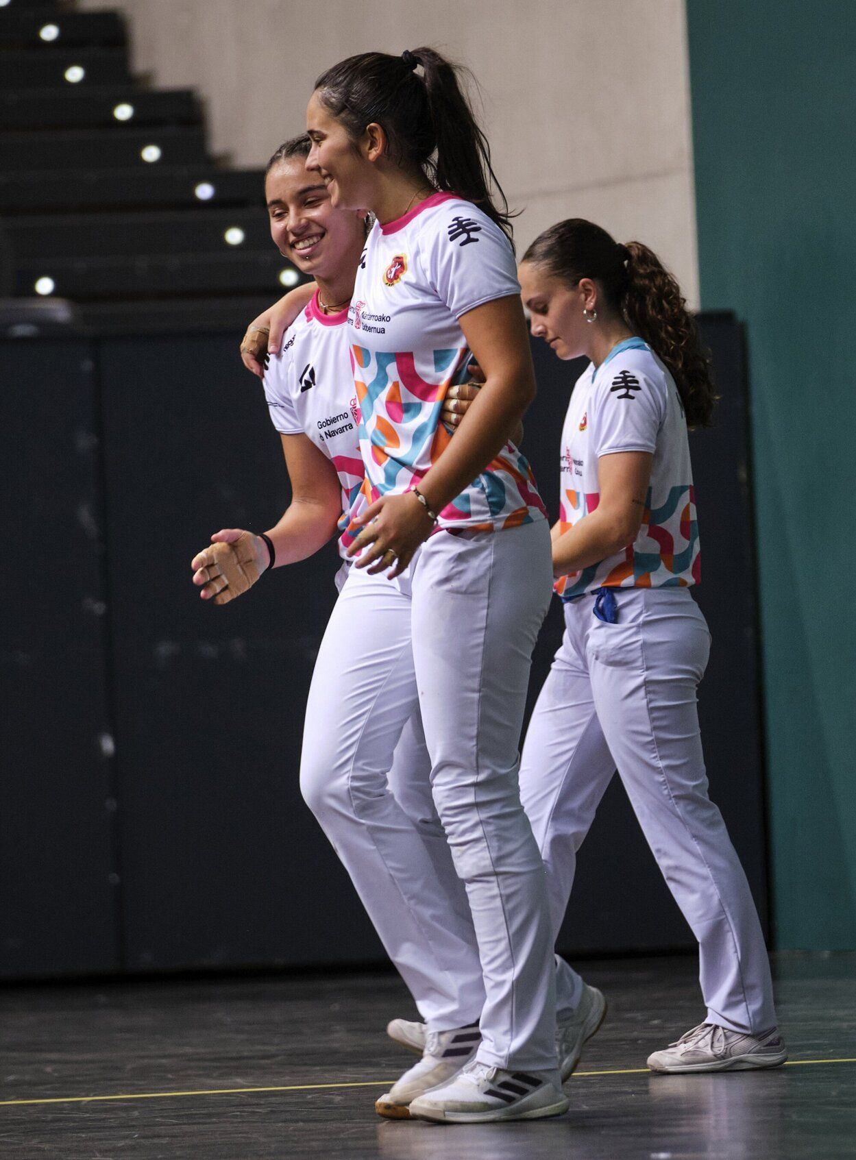 Fotos de las finales de pelota mano y pala femenina de este domingo