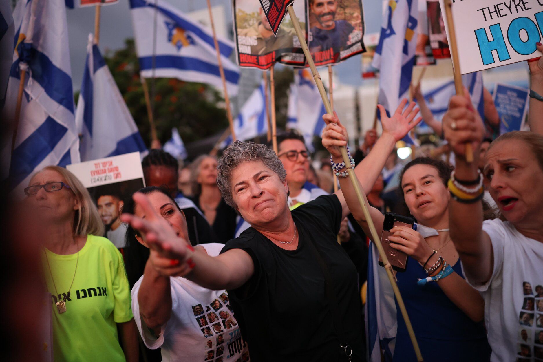 Tel Aviv se despierta expectante ante la liberación de los rehenes en Gaza