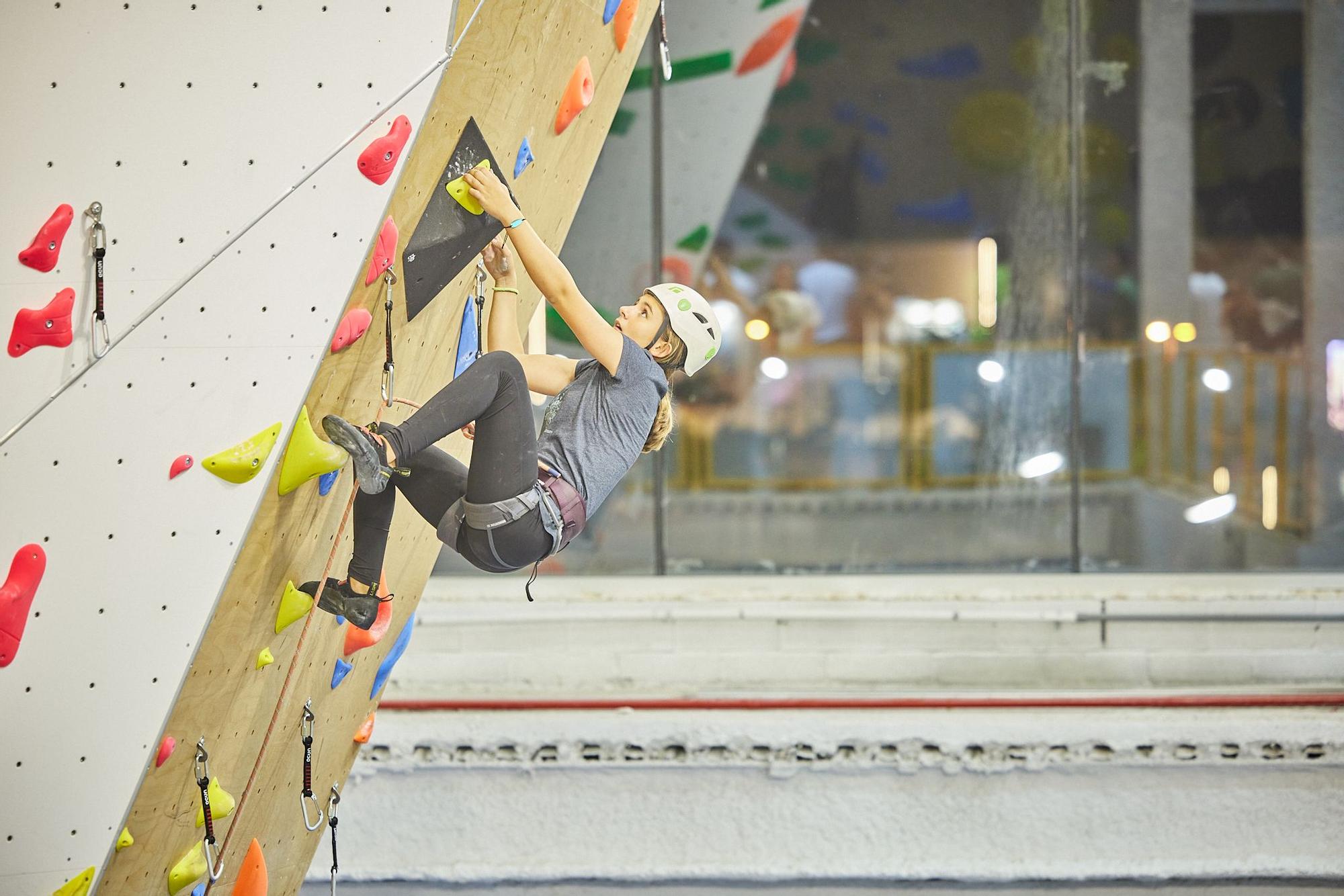 En imágenes: el centro de escalada Climbat Barakaldo de Megapark renueva su certificación de calidad ISO 9001: 2015.