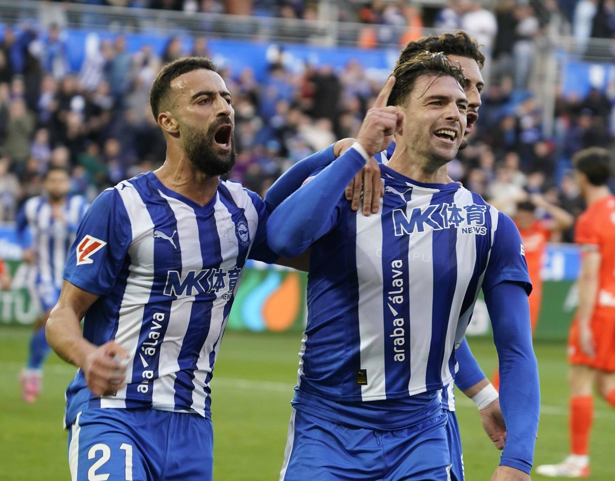 Todas las fotos del Alavés - Real Sociedad