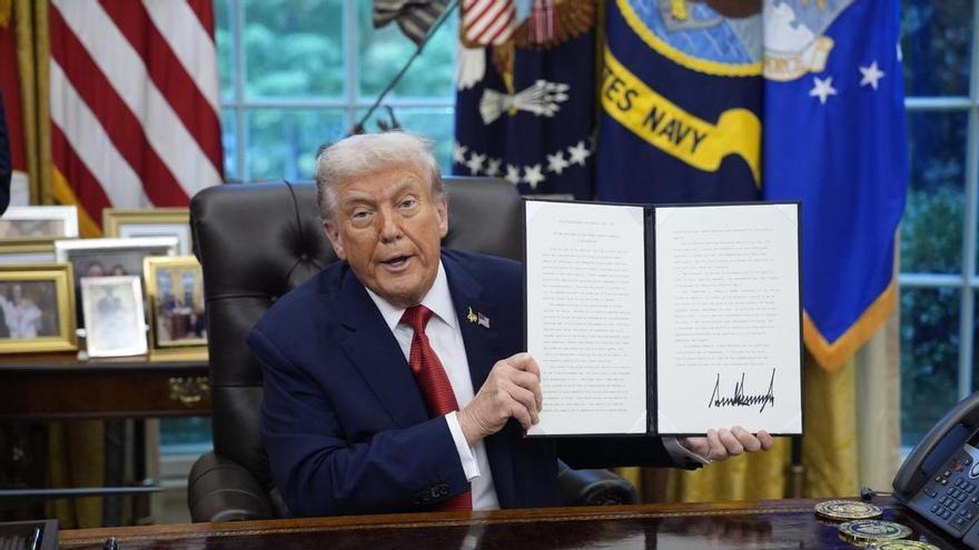 Trump impondrá aranceles del 100% a todos los medicamentos producidos fuera de EE.UU.