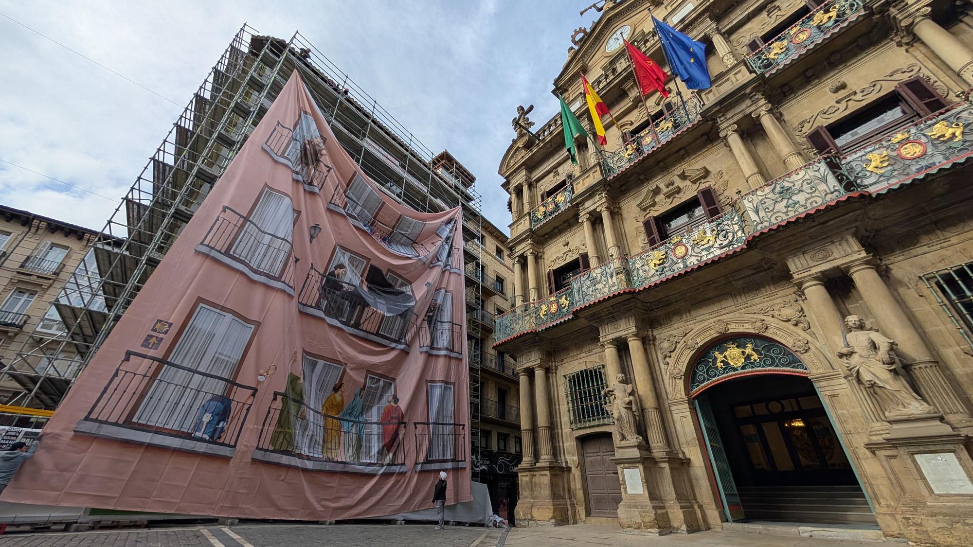 “Pamplona, con Nombre Propio”: 19 personajes en los balcones de Casa Seminario